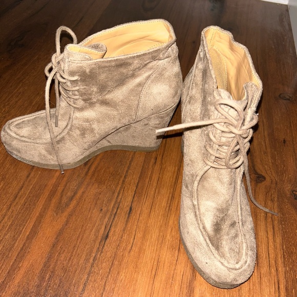 suede booties - Picture 2 of 6